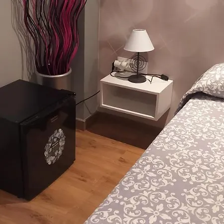 Happystay Vendégház *